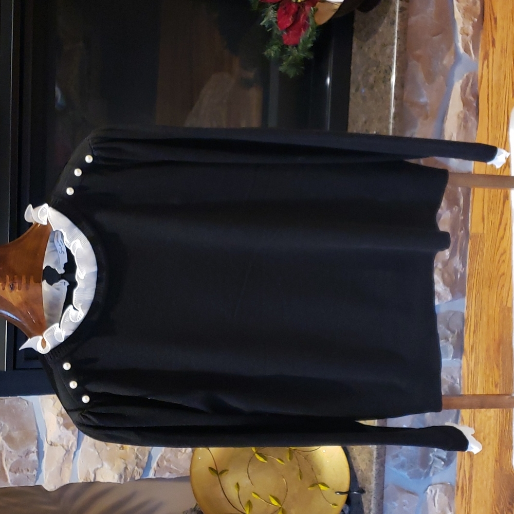 NWT XL BLACK/EGGSHELL SWEATER SIANI